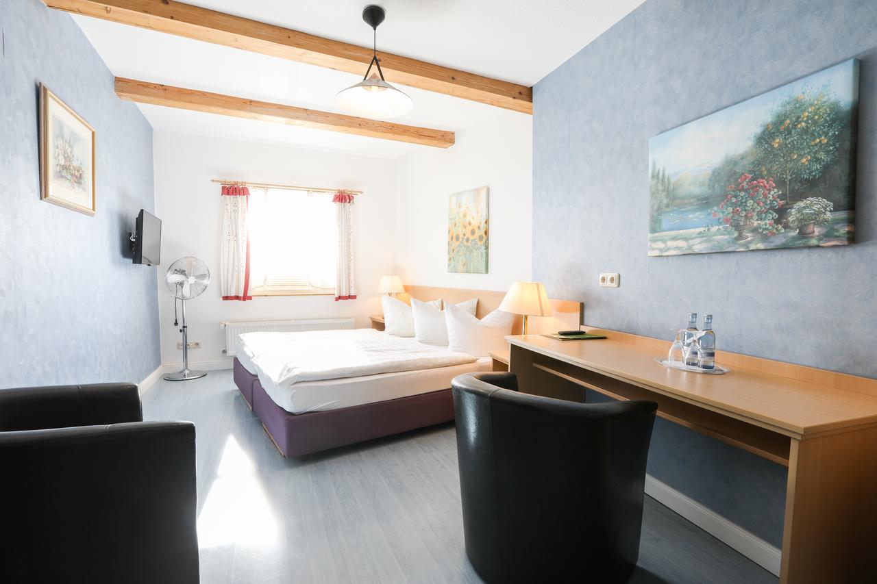 Hotel Buetzower Hof 외부 사진